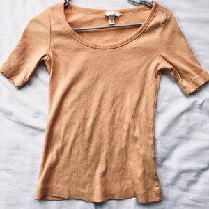 Orange knit t-shirt